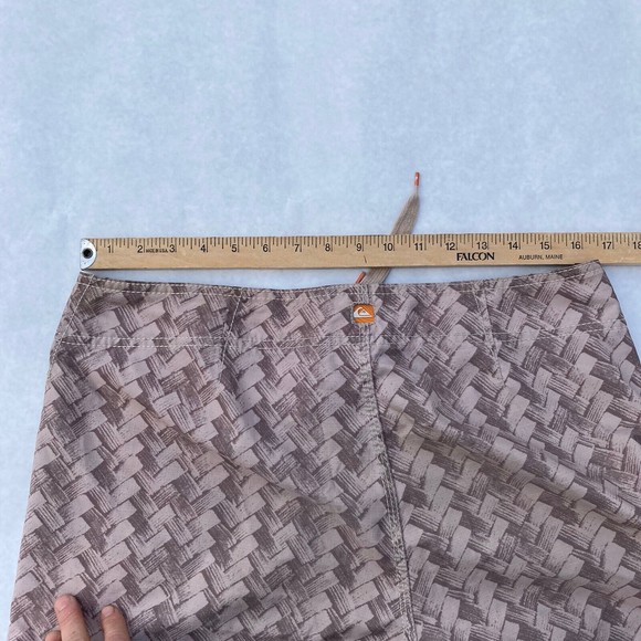 Quicksilver Swim Trunks Mens 34 Tan Floral Hawaiian Stretch Bathing Suit Pool - Picture 9 of 10